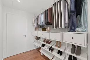 287 E Houston St, New York City, NY 10002 - Photo 9