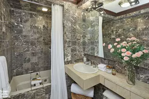 415 E 52nd St, New York City, NY 10022 - Photo 13