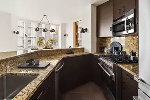 295 Greenwich St, New York City, NY 10007 - Photo 5