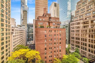 310 E 46th Street #8L, New York City, NY 10017 - Photo 9