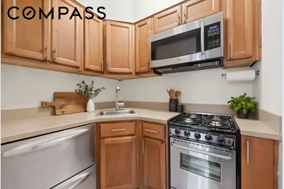 110 E 57th Street #16B, New York City, NY 10022 - Photo 9
