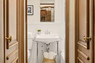 110 E 57th St, New York City, NY 10022 - Photo 11