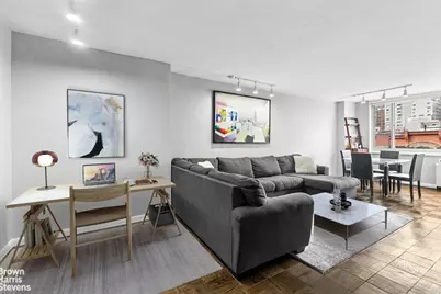 301 E 78th Street #7E, New York City, NY 10075 - Photo 3