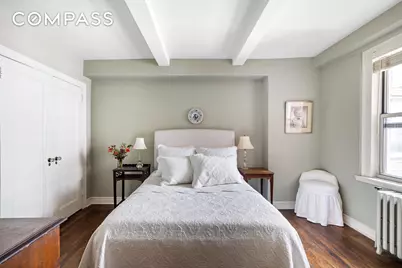 333 E 43rd Street #922, New York, NY 10017 - Photo 7