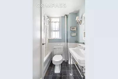 333 E 43rd Street #922, New York, NY 10017 - Photo 11