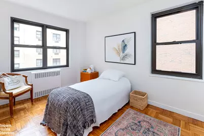 425 E 79th Street #6E, New York City, NY 10021 - Photo 9