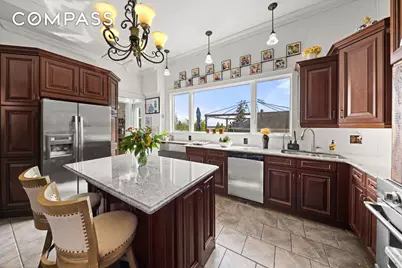 351 St Pauls Avenue, New York City, NY 10304 - Photo 5