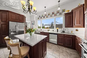 351 St Pauls Ave, New York City, NY 10304 - Photo 5