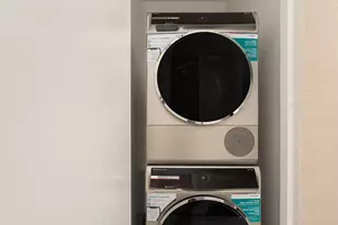 303 Park Ave, New York City, NY 10017 - Photo 11