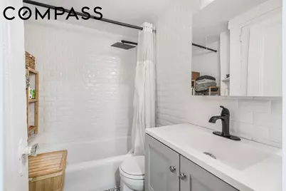 5 Charles Street #1F, New York, NY 10014 - Photo 3