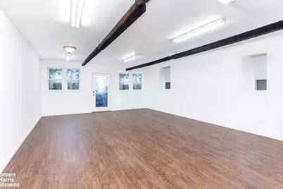 96 W End Avenue, New York City, NY 11235 - Photo 5
