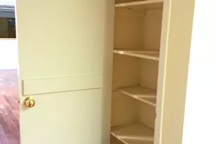 213 W 70th St, New York, NY 10023 - Photo 15