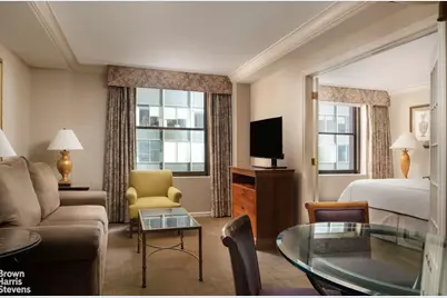 200 W 56th Street #1705, New York, NY 10019 - Photo 3