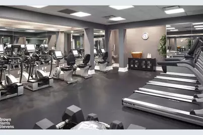 200 W 56th Street #1705, New York, NY 10019 - Photo 11