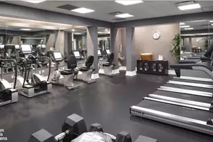 200 W 56th St, New York, NY 10019 - Photo 11