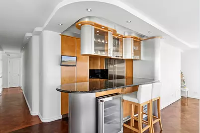 330 E 38th Street #22D, New York City, NY 10016 - Photo 5