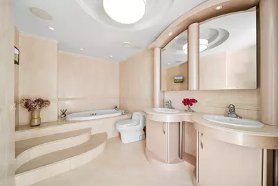 330 E 38th Street #22D, New York City, NY 10016 - Photo 9