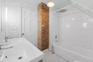 428 E 18th St, New York City, NY 11226 - Photo 7