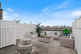 22-43 Jackson Ave, New York City, NY 11101 - Photo 11