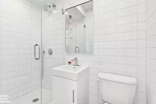 520 E 72nd St, New York City, NY 10021 - Photo 9