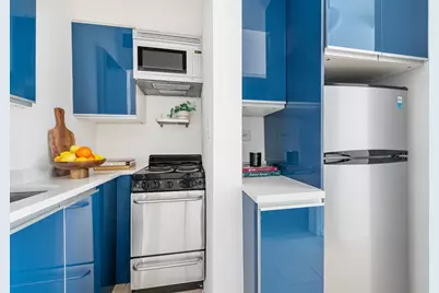 23 W 73rd Street #704, New York City, NY 10023 - Photo 7