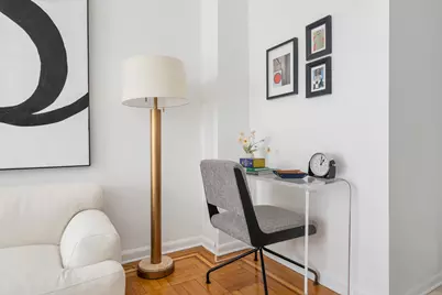 23 W 73rd Street #704, New York City, NY 10023 - Photo 5