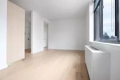 250 W 19th Street #5M, New York City, NY 10011 - Photo 3