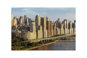 200 Riverside Blvd, New York City, NY 10069 - Photo 15