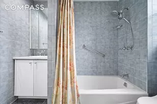 325 E 57th St, New York City, NY 10022 - Photo 11