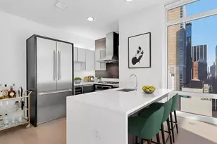 247 W 46th St, New York City, NY 10036 - Photo 3