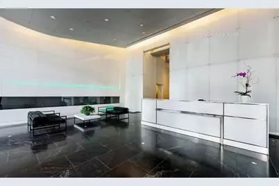 247 W 46th Street #2604, New York City, NY 10036 - Photo 15