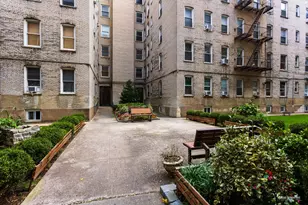 868 E 7th St, New York City, NY 11230 - Photo 11