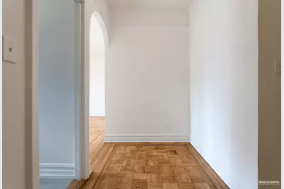 868 E 7th Street #4A, New York City, NY 11230 - Photo 5