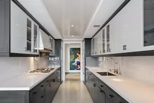 21 E 61st St, New York City, NY 10065 - Photo 9