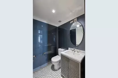 21 E 61st Street #8F, New York City, NY 10065 - Photo 17