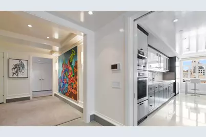 21 E 61st Street #8F, New York City, NY 10065 - Photo 7