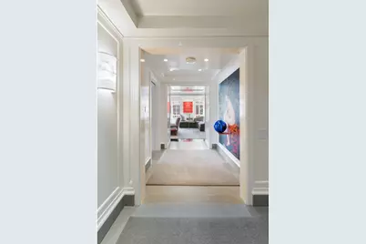 21 E 61st Street #8F, New York City, NY 10065 - Photo 5