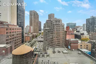 201 E 36th St, New York, NY 10016 - Photo 3