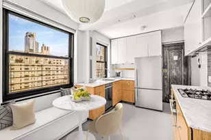 240 E 79th St, New York, NY 10075 - Photo 5