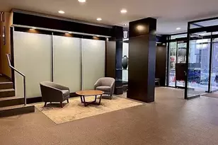 220 E 54th St, New York City, NY 10022 - Photo 11