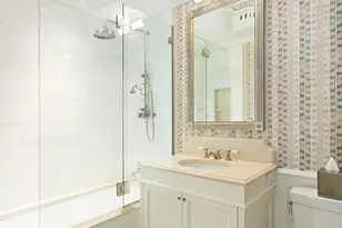 121 E 65th St, New York City, NY 10065 - Photo 23