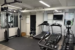 616 E 18th St, New York City, NY 11226 - Photo 19