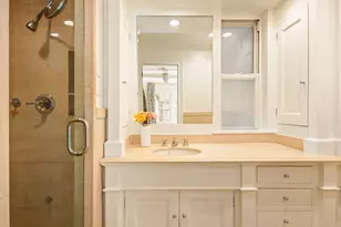 340 E 72nd St, New York City, NY 10021 - Photo 15