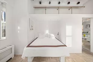 400 E 52nd St, New York City, NY 10022 - Photo 11