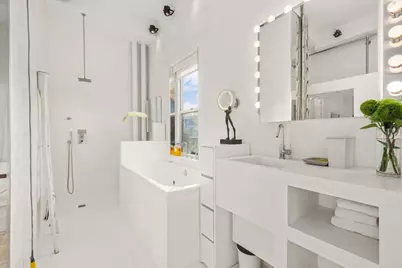 400 E 52nd Street #PHTOWER, New York, NY 10022 - Photo 13