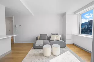 220 E 65th St, New York City, NY 10065 - Photo 35