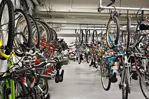 220 E 65th St, New York City, NY 10065 - Photo 23