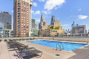 300 E 40th St, New York City, NY 10016 - Photo 9