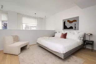 349 W 51st St, New York City, NY 10019 - Photo 23