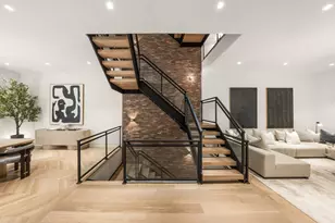 250 W 73rd St, New York City, NY 10023 - Photo 5